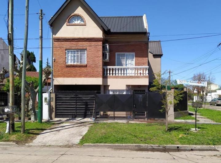 Departamento · 150m² · 4 Ambientes · 1 Cochera