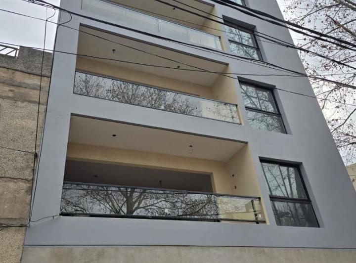 Departamento · 45m² · 2 Ambientes · 6 Cocheras