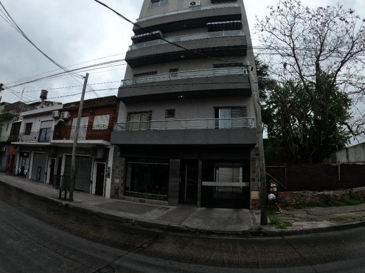 Departamento · 60m² · 2 Ambientes · 1 Cochera