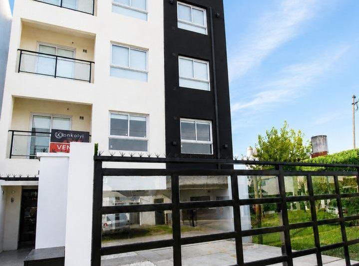Departamento · 30m² · 1 Ambiente · 10 Cocheras