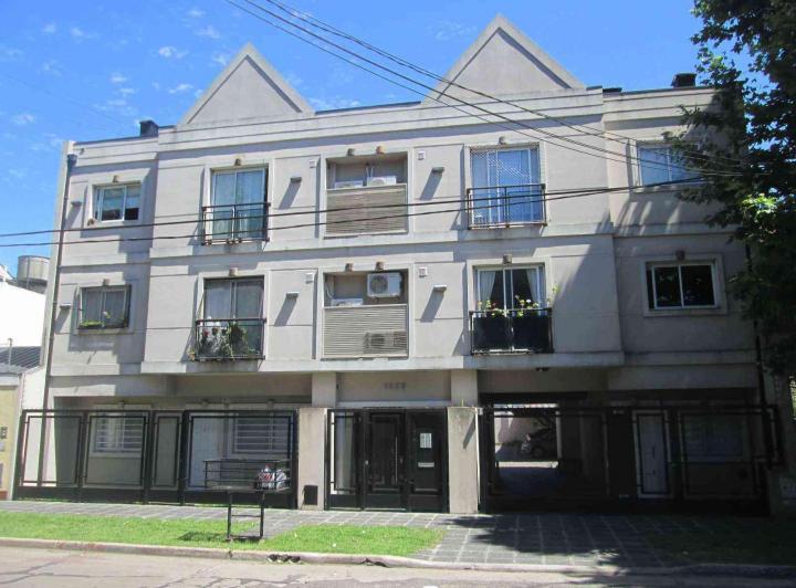 Departamento · 40m² · 2 Ambientes · 1 Cochera