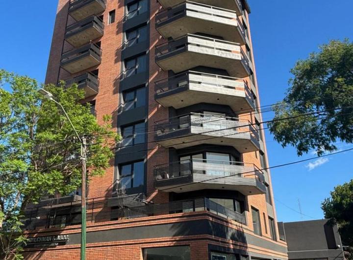 Departamento · 43m² · 2 Ambientes · 1 Cochera