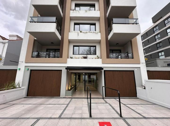 Departamento · 48m² · 2 Ambientes · 1 Cochera