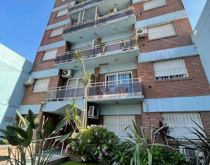 Departamento · 51m² · 3 Ambientes · 1 Cochera