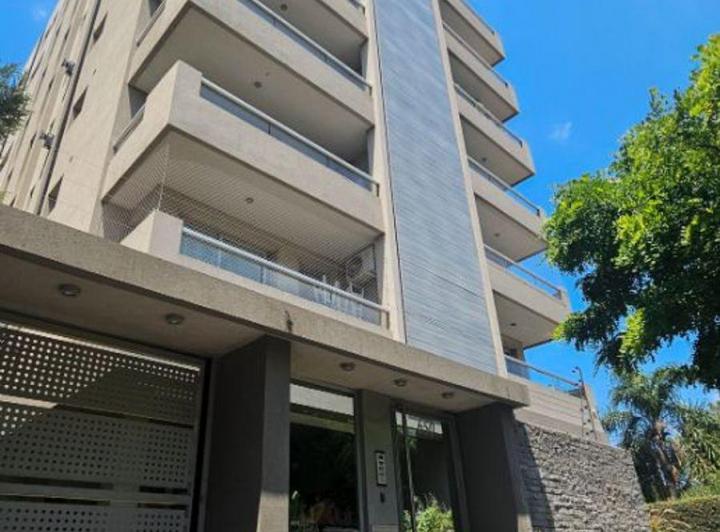 Departamento · 140m² · 4 Ambientes · 1 Cochera