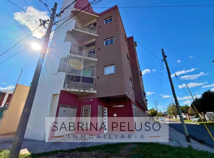 Departamento · 37m² · 2 Ambientes · 1 Cochera