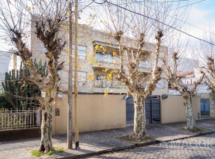 Departamento · 50m² · 2 Ambientes · 1 Cochera