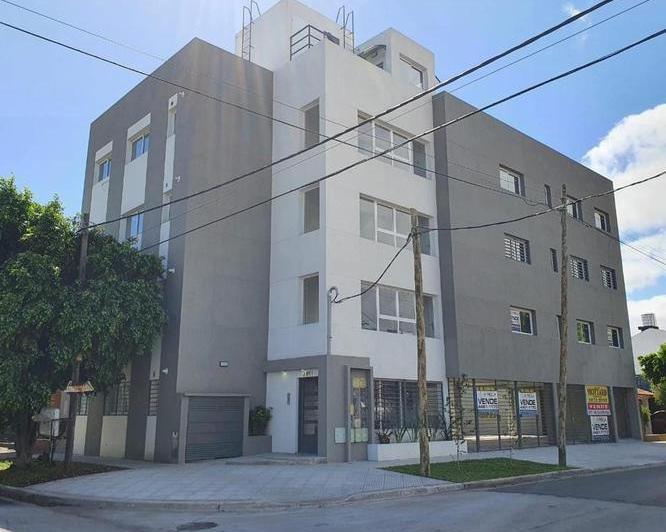 Departamento · 68m² · 3 Ambientes · 2 Cocheras