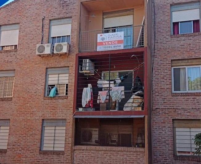 Departamento · 65m² · 4 Ambientes · 1 Cochera