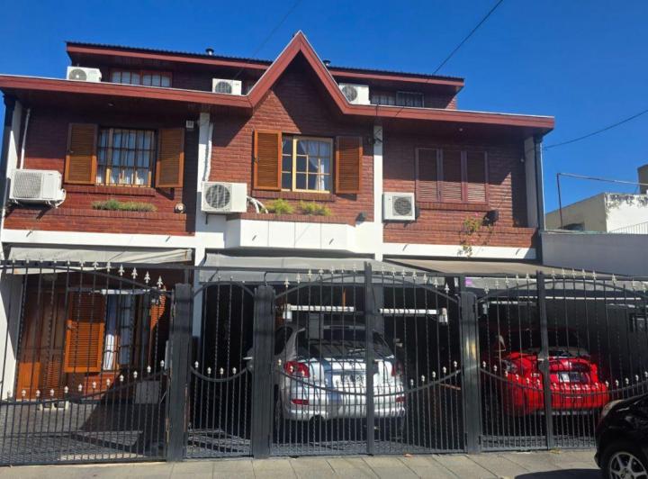 Departamento · 78m² · 4 Ambientes · 1 Cochera