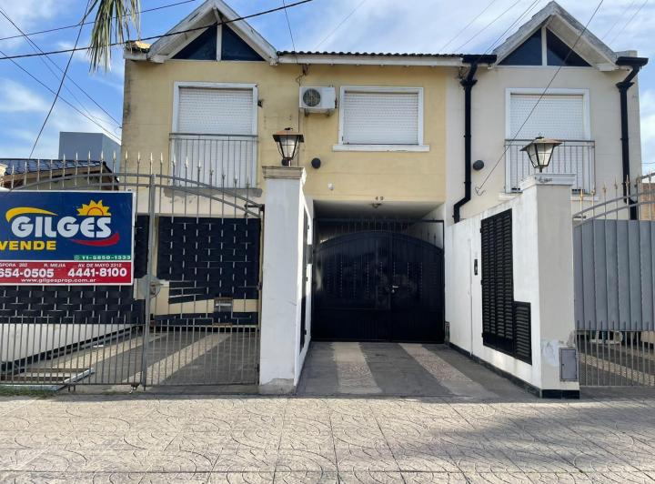 Departamento · 70m² · 4 Ambientes · 1 Cochera