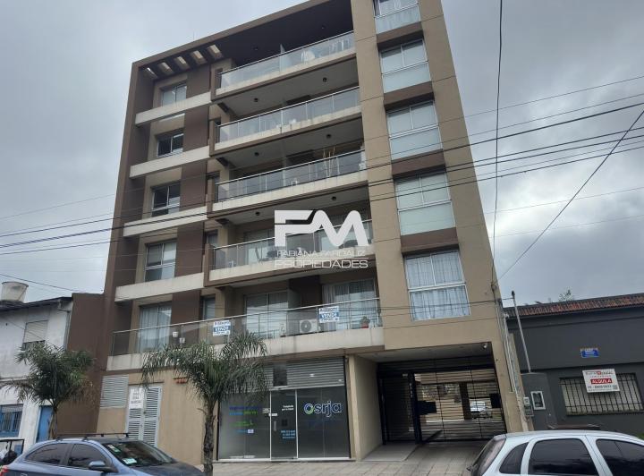 Departamento · 68m² · 3 Ambientes · 1 Cochera