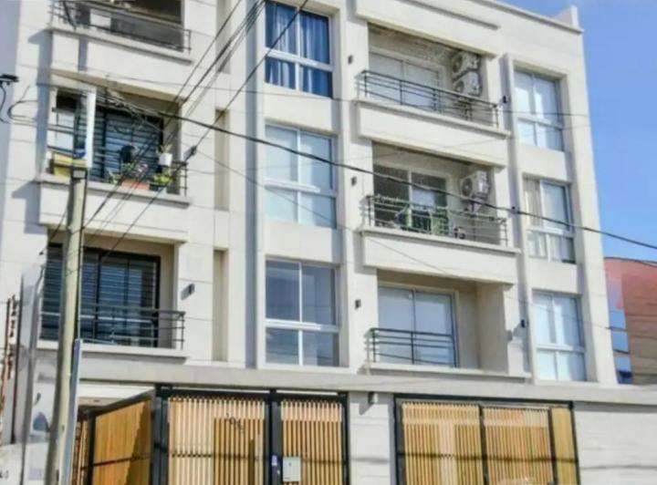 Departamento · 40m² · 2 Ambientes · 1 Cochera