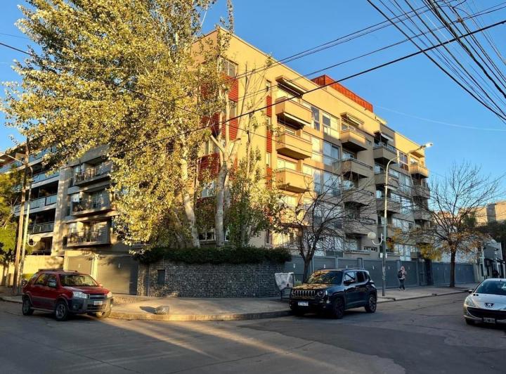 Departamento · 70m² · 3 Ambientes · 3 Cocheras