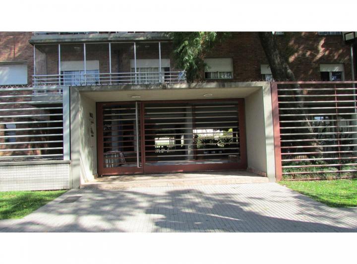Departamento · 100m² · 4 Ambientes · 1 Cochera