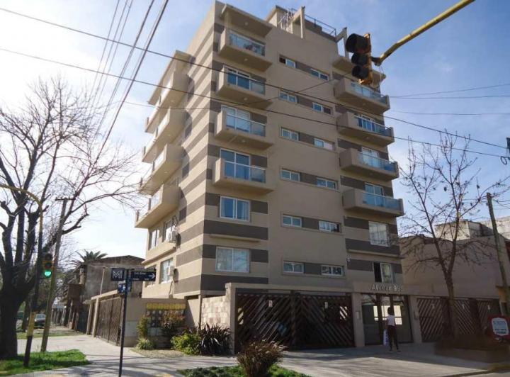 Departamento · 33m² · 2 Ambientes · 1 Cochera