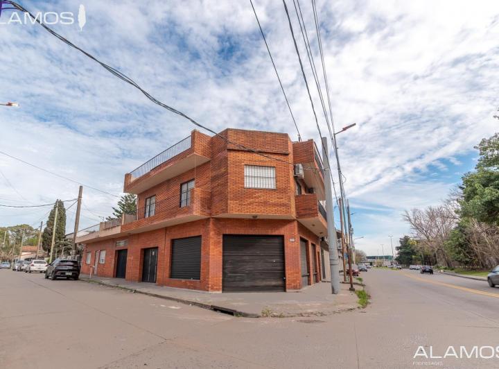 Departamento · 130m² · 4 Ambientes · 1 Cochera