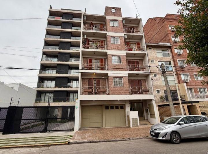 Departamento · 49m² · 2 Ambientes · 1 Cochera