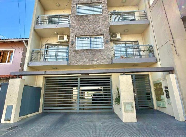 Departamento · 38m² · 2 Ambientes · 1 Cochera