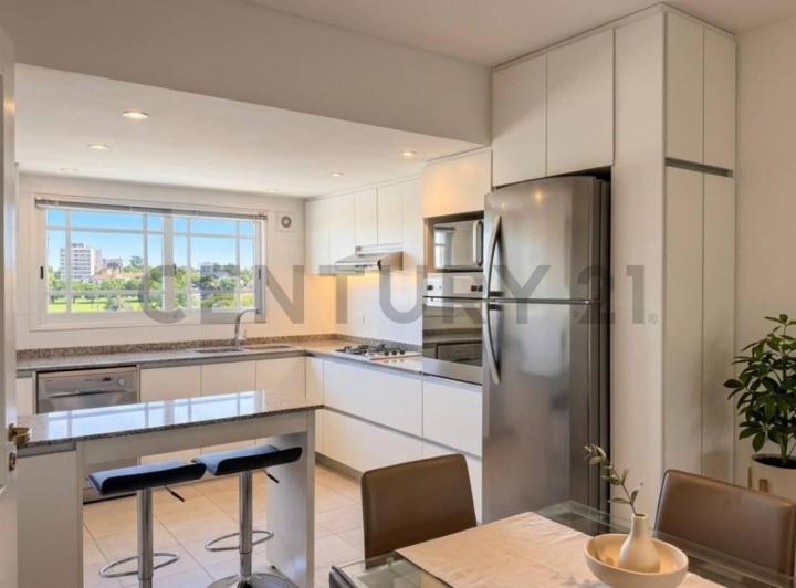Departamento · 89m² · 4 Ambientes · 1 Cochera