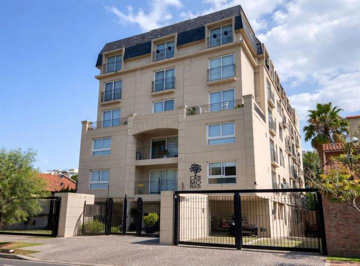 Departamento · 65m² · 2 Ambientes · 1 Cochera