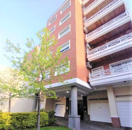 Departamento · 83m² · 3 Ambientes · 1 Cochera