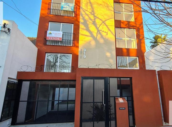 Departamento · 45m² · 2 Ambientes · 1 Cochera