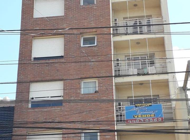 Departamento · 45m² · 2 Ambientes · 1 Cochera
