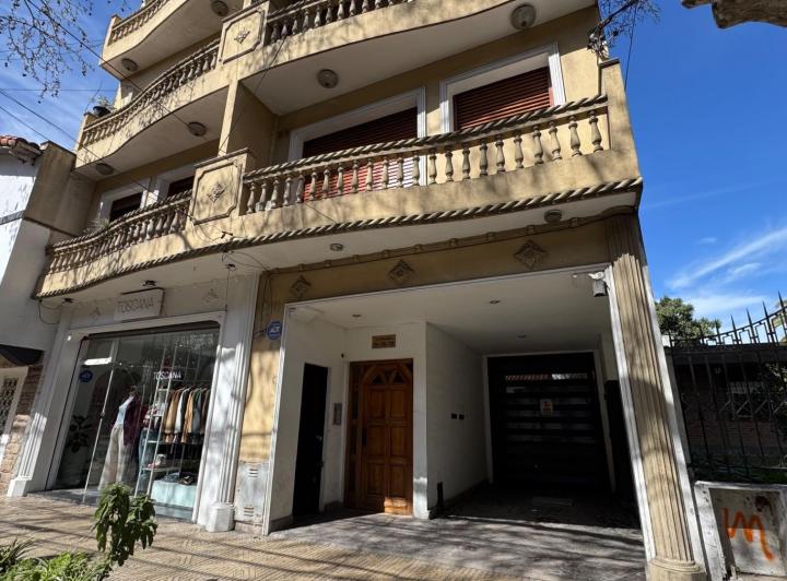 Departamento · 40m² · 2 Ambientes · 1 Cochera