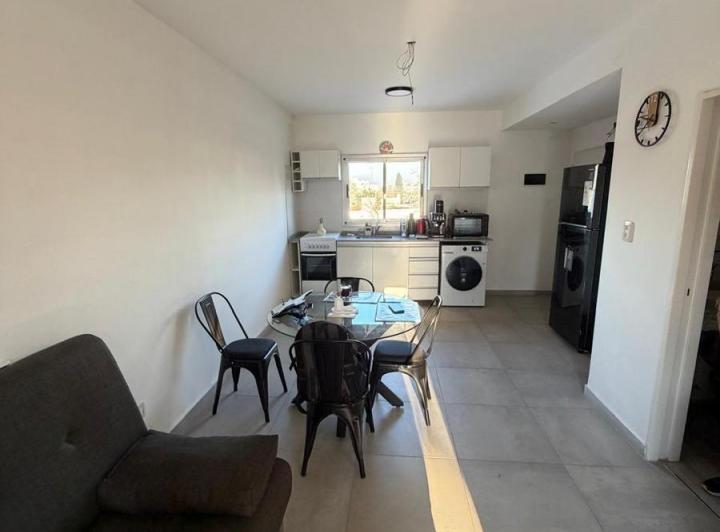 Departamento · 60m² · 2 Ambientes · 1 Cochera