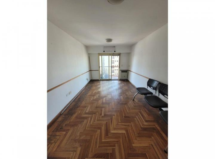 Departamento · 80m² · 5 Ambientes