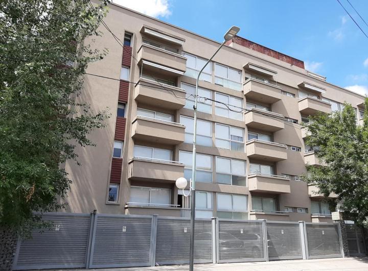 Departamento · 40m² · 2 Ambientes · 1 Cochera