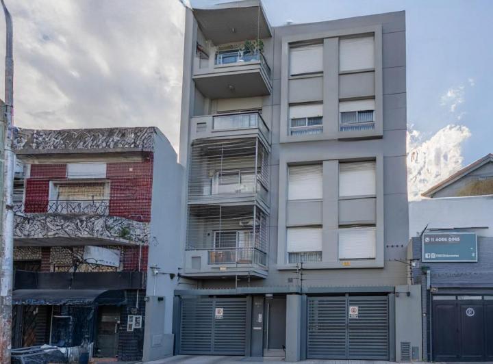 Departamento · 42m² · 2 Ambientes · 1 Cochera