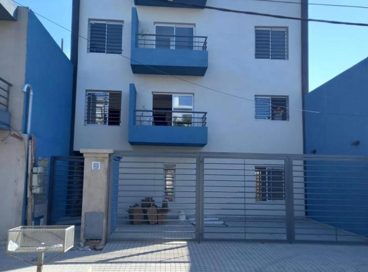 Departamento · 40m² · 2 Ambientes · 1 Cochera