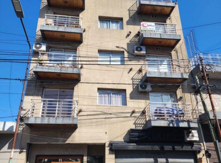 Departamento · 50m² · 2 Ambientes · 1 Cochera