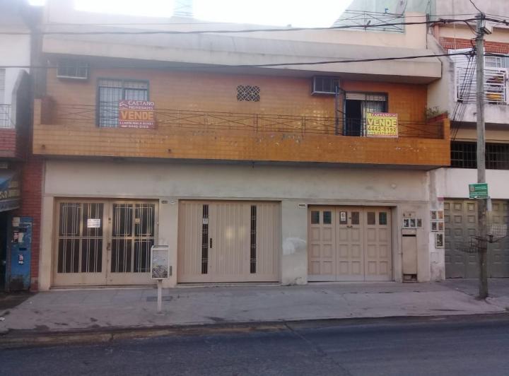 Departamento · 80m² · 4 Ambientes · 1 Cochera