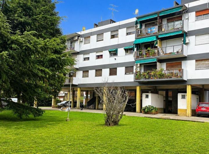 Departamento · 65m² · 4 Ambientes · 1 Cochera