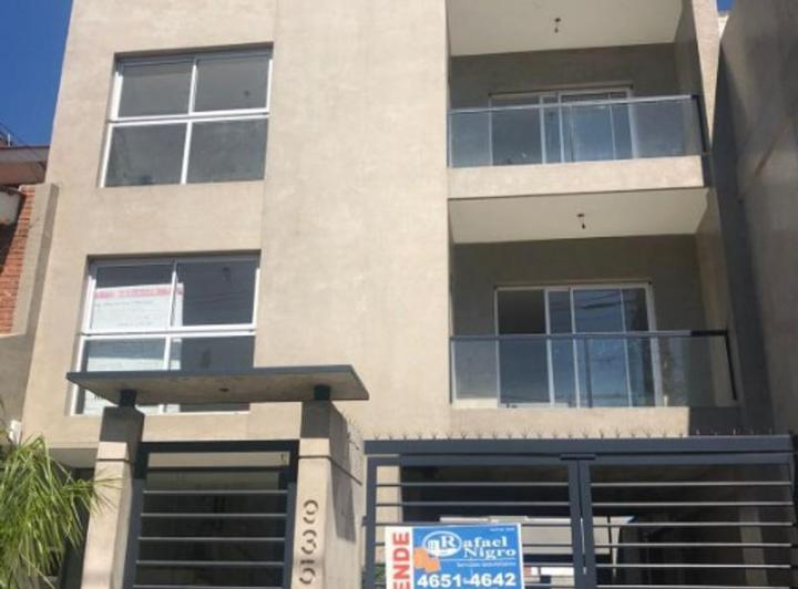 Departamento · 50m² · 2 Ambientes · 1 Cochera