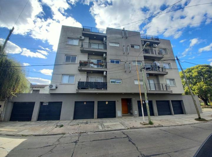 Departamento · 34m² · 2 Ambientes · 1 Cochera