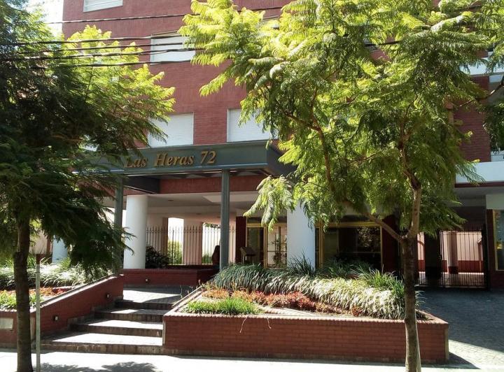 Departamento · 100m² · 4 Ambientes · 1 Cochera