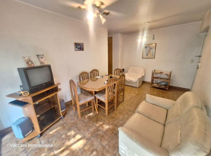 Departamento · 70m² · 4 Ambientes · 2 Cocheras
