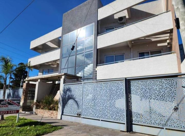 Departamento · 52ha · 2 Ambientes · 1 Cochera