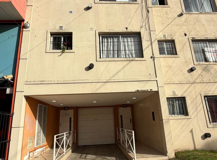 Departamento · 41m² · 2 Ambientes · 1 Cochera