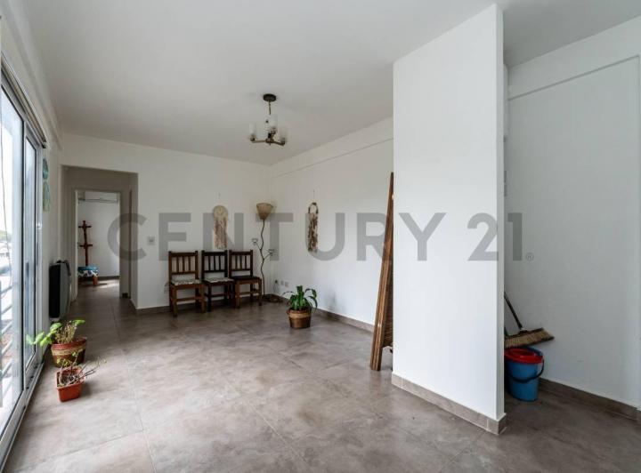 Departamento · 40m² · 2 Ambientes · 1 Cochera