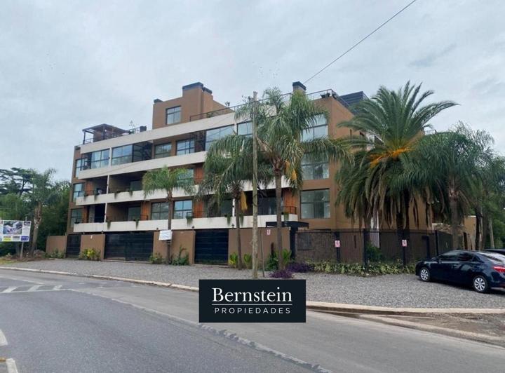 Departamento · 77m² · 3 Ambientes · 1 Cochera
