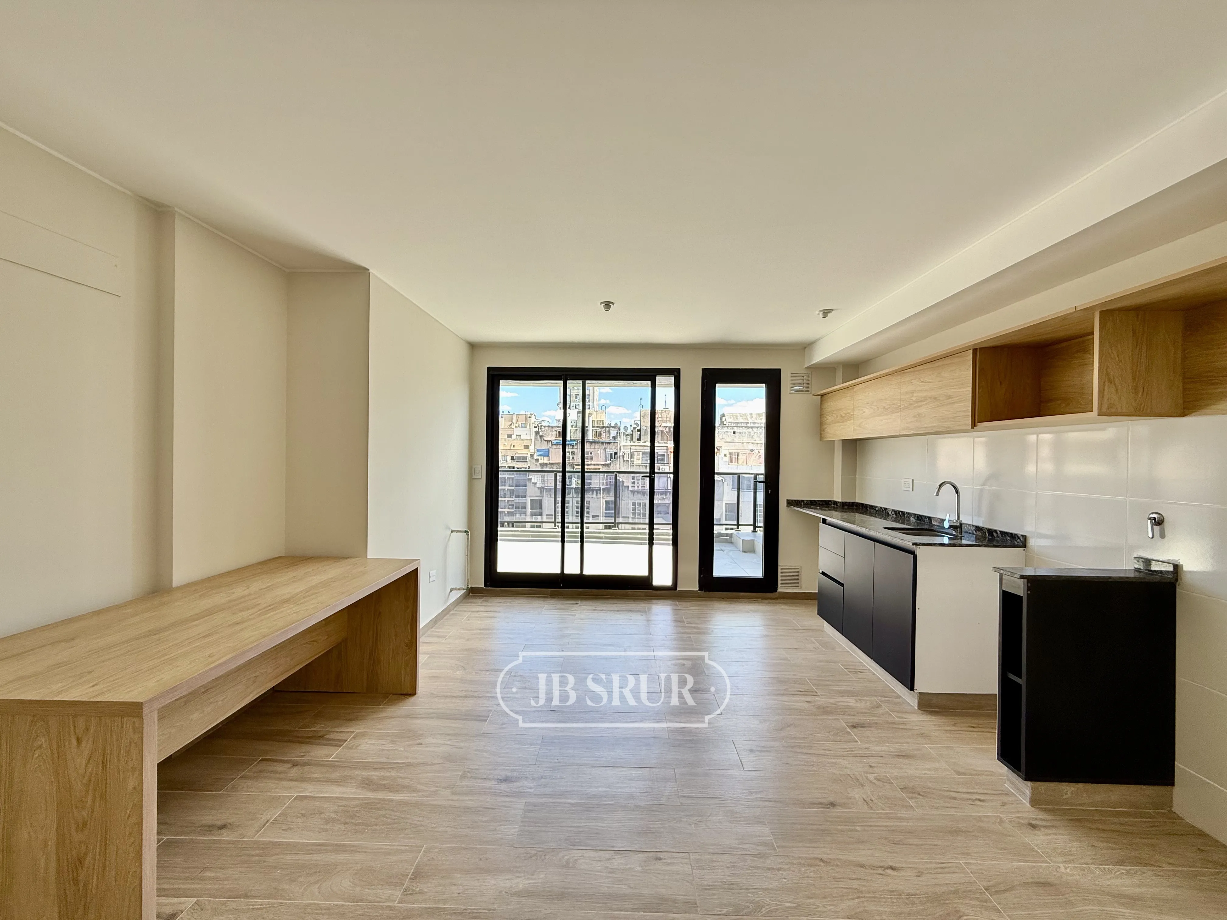 Departamento en Venta de 1 dormitorio con terraza propia  en Nueva Córdoba