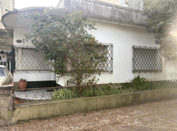 Terreno · 206m²