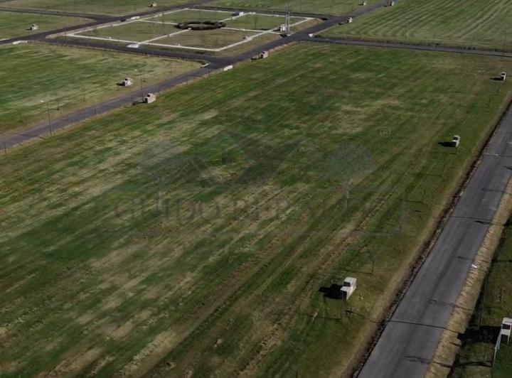 Terreno · 900m²