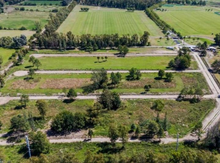 Terreno · 600m²