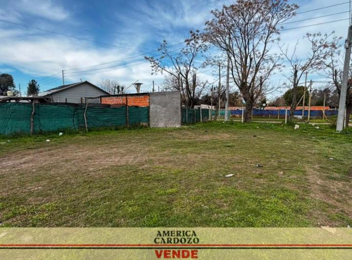 Terreno · 230m²